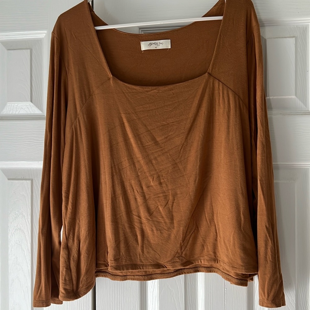 Arula long sleeve square neck top